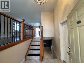 4748 Juliet Crescent in Windsor, ON - Building Photo - Building Photo