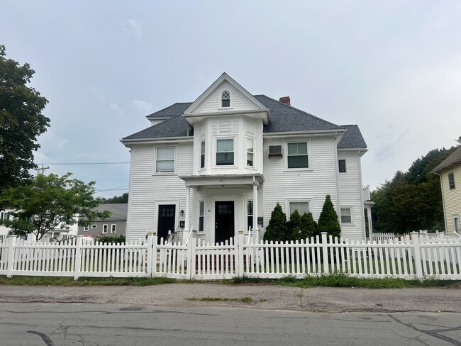 29 11th Ave, Unit 2