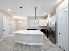 1442 Resolute St in Kissimmee, FL - Building Photo - Building Photo