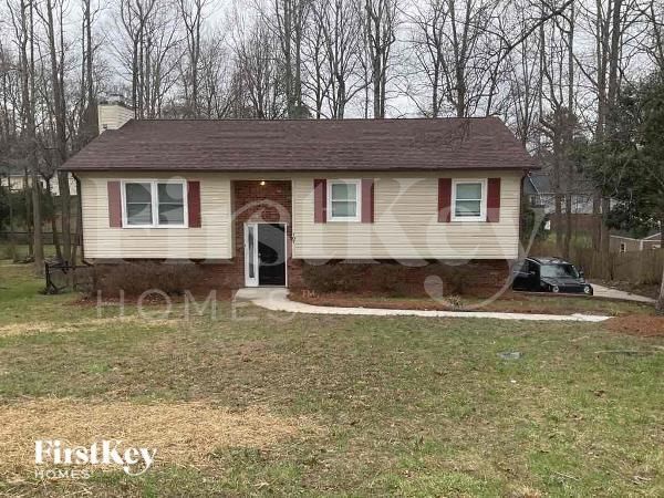 107 Brookleigh Ct in Trinity, NC - Building Photo