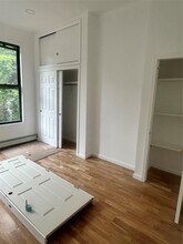 39 Cornelia St in Brooklyn, NY - Building Photo - Building Photo