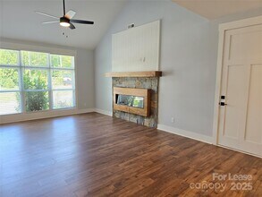5 Heartleaf Cir in Avery Creek, NC - Building Photo - Building Photo