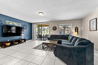 1174 Cypress Pointe Blvd in Davenport, FL - Building Photo - Building Photo