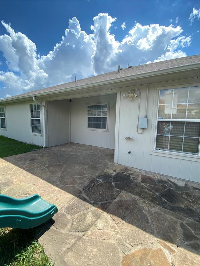 1404 Terra St in Round Rock, TX - Building Photo - Building Photo