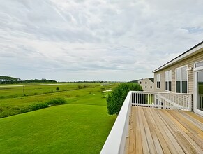 50 Edmonds Cove Rd in Hampton, VA - Foto de edificio - Building Photo