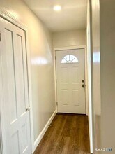 124 Charles St in Waterbury, CT - Building Photo - Building Photo