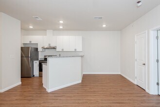 132 Harmony Mdws Ct in Dardenne Prairie, MO - Building Photo - Building Photo