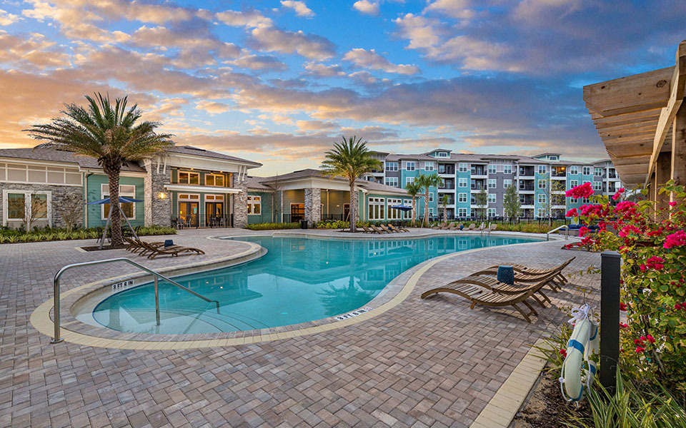 San Mateo Crossing in Kissimmee, FL - Foto de edificio