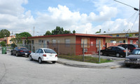 Camiland Apartments in Miami, FL - Foto de edificio - Building Photo