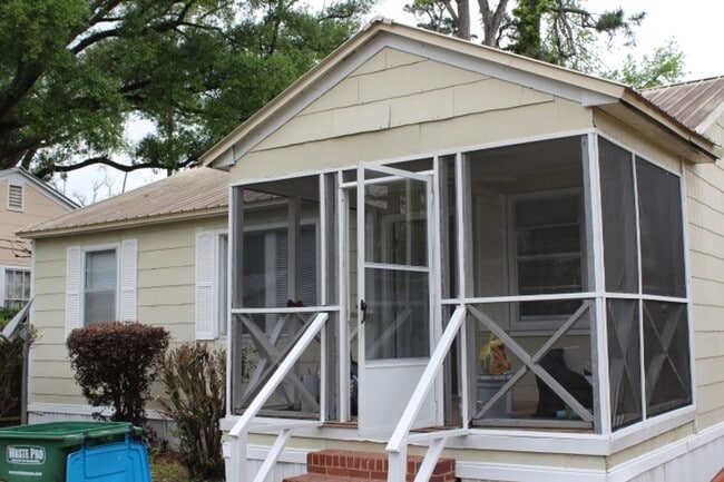 4332 Kelson Ave in Marianna, FL - Building Photo - Building Photo