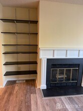 105 Thoreau Dr in Plainsboro, NJ - Building Photo - Building Photo