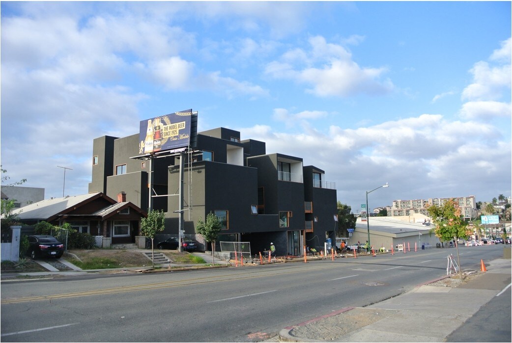 The Louisiana in San Diego, CA - Foto de edificio