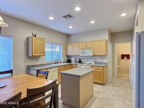 3450 W Steinbeck Dr in Anthem, AZ - Building Photo - Building Photo