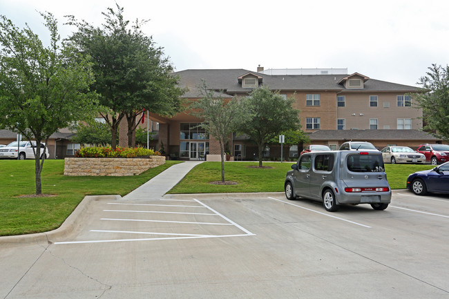 Lakeline Oaks in Cedar Park, TX - Building Photo - Building Photo