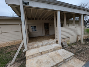 11608 Travis St in Jonestown, TX - Building Photo - Building Photo