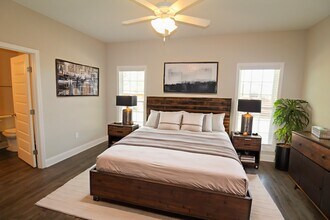 33 Grove Cir in Statesboro, GA - Building Photo - Building Photo