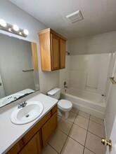 3760 Oldenburg Ln in College Station, TX - Building Photo - Building Photo
