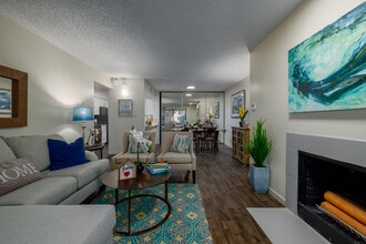 Waterford Place in Mesa, AZ - Foto de edificio - Interior Photo