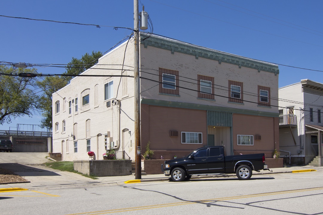 970 Main St in Clyman, WI - Building Photo