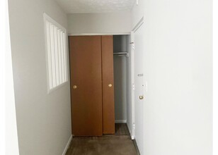 3033 Clifton Ave in Cincinnati, OH - Building Photo - Building Photo