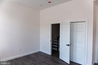 1014 Edmondson Ave in Baltimore, MD - Building Photo - Building Photo
