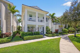 1026 Faulkner Ter in Palm Beach Gardens, FL - Foto de edificio - Building Photo