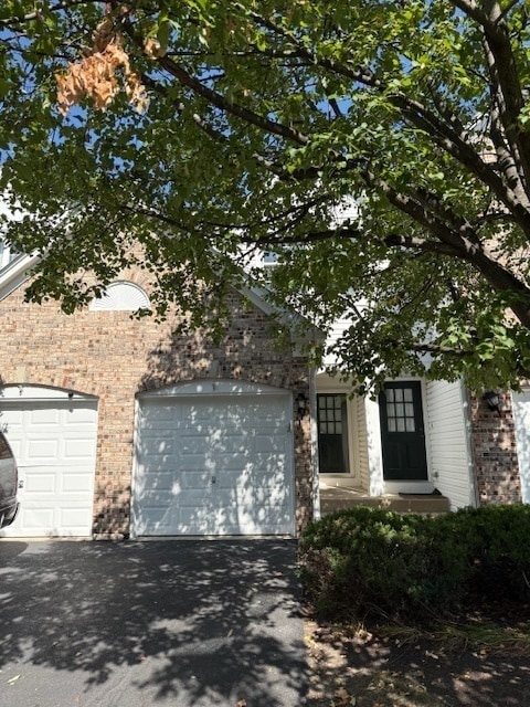 2827 Stonewater Dr in Naperville, IL - Building Photo - Building Photo