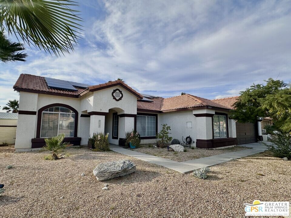 9939 Vía Real in Desert Hot Springs, CA - Building Photo
