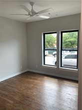 3447 Granada Ave-Unit -2 in Dallas, TX - Building Photo - Building Photo