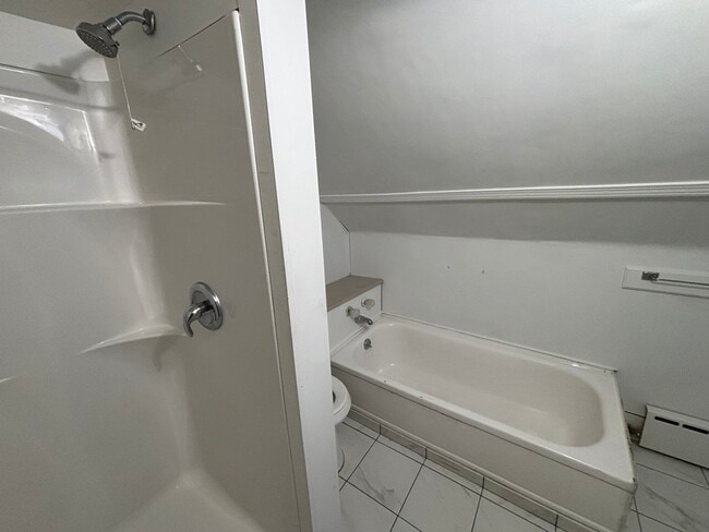 119 Lincoln Ave, Unit 2 in St. Albans, VT - Building Photo - Building Photo