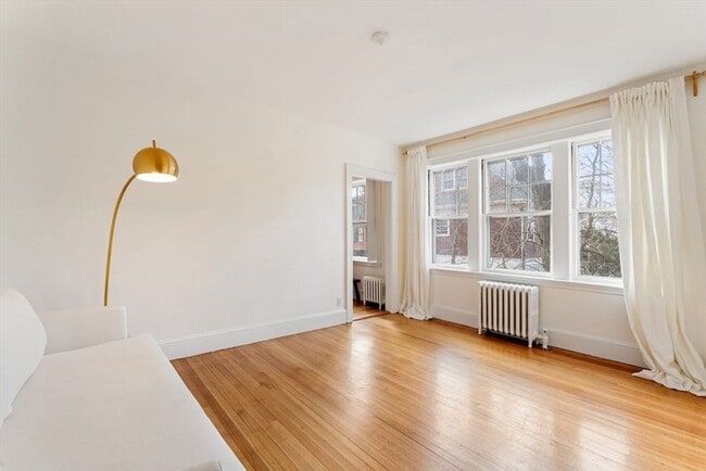 27 Concord Ave, Unit #1