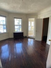 174 N 17th St, Unit Floor 2 in East Orange, NJ - Foto de edificio - Building Photo