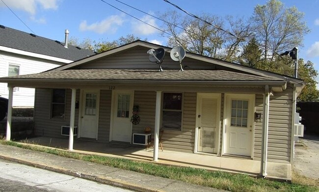 property at 124 E 4th St