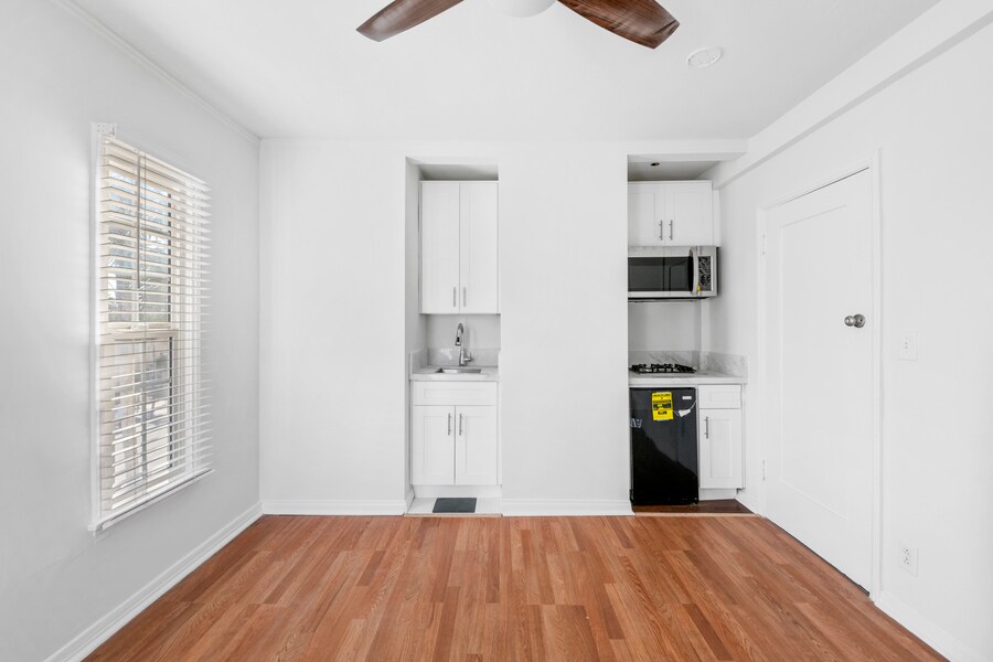 5371 Louis Pl in East Los Angeles, CA - Building Photo