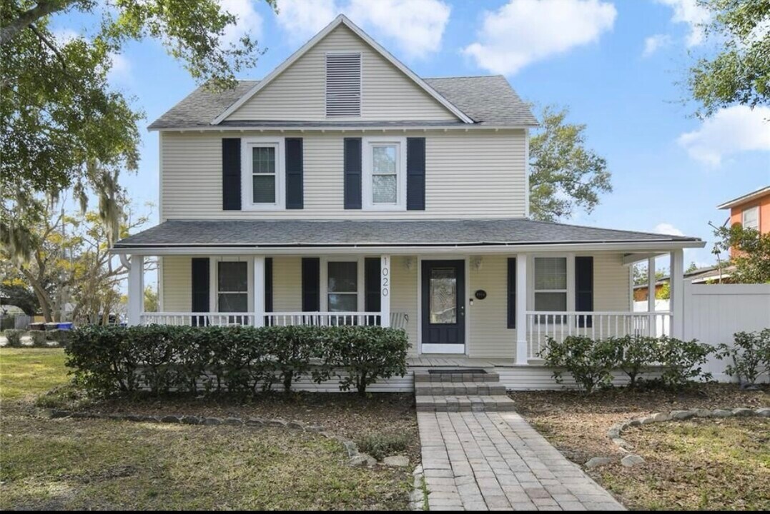 1912-1911 11th St in St. Cloud, FL - Building Photo