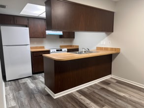 9210 N Connechusett Rd in Tampa, FL - Building Photo - Building Photo
