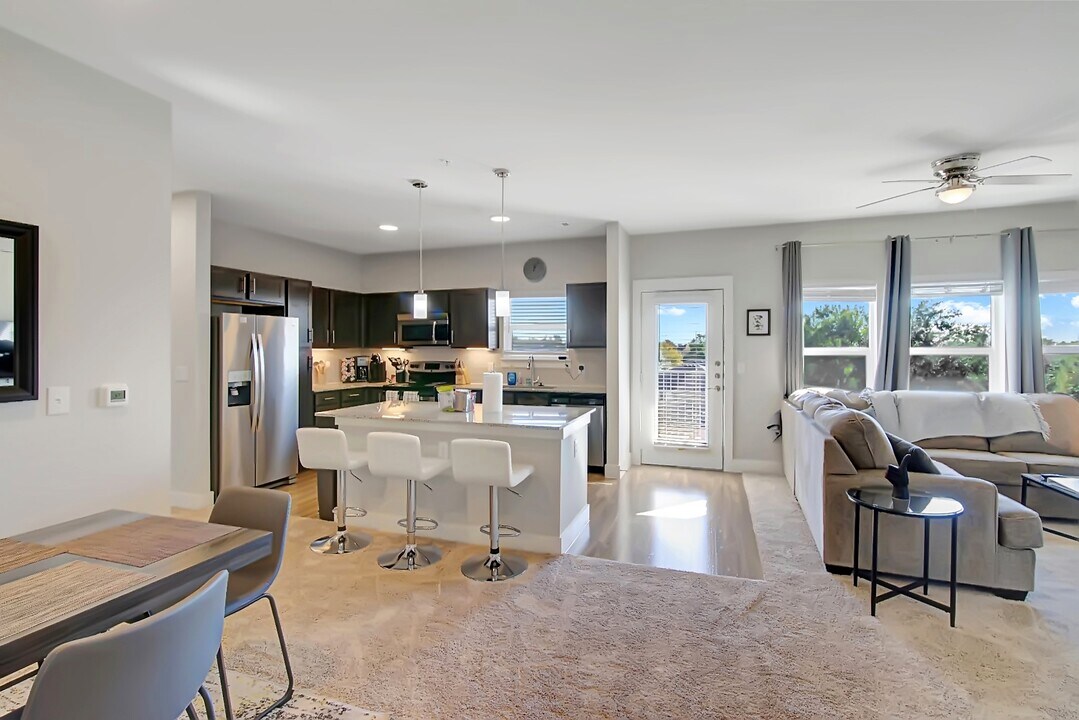 25500 Westheimer Pkwy in Katy, TX - Foto de edificio