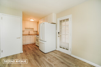 409 Princeton Dr in Pittsburgh, PA - Building Photo - Building Photo