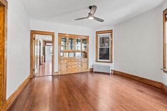 2018 W Hutchinson St in Chicago, IL - Building Photo - Building Photo
