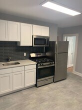 24 Vine St in New Haven, CT - Building Photo - Building Photo