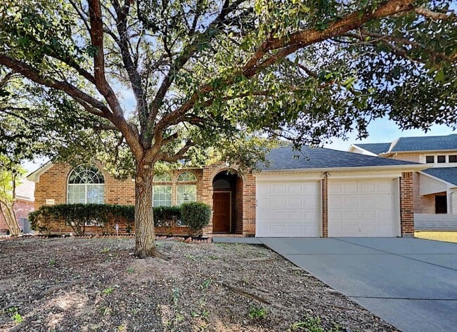 property at 2920 Crystal Way