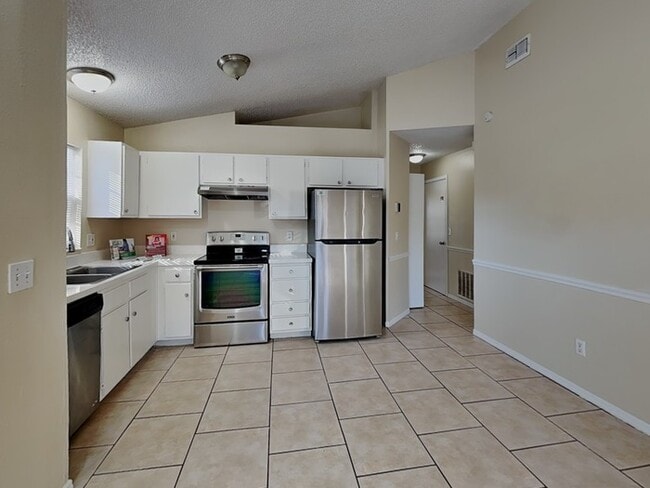 11102 River Grove Dr in Orlando, FL - Building Photo - Building Photo