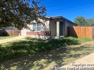 3862 Candleglenn in San Antonio, TX - Building Photo - Building Photo