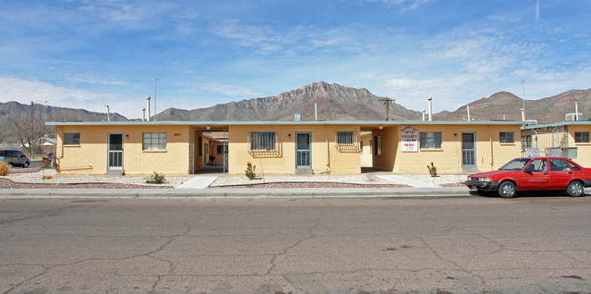 Sunrise Apartments in El Paso, TX - Building Photo - Building Photo