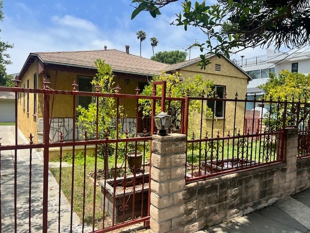 property at 1085 Amoroso Pl