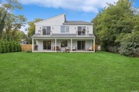 21 West End Ave in East Quogue, NY - Building Photo - Building Photo