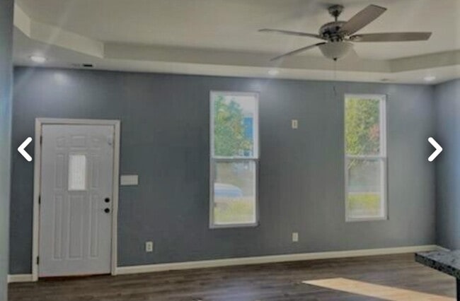 351 Southwestern Pky in Louisville, KY - Foto de edificio - Building Photo