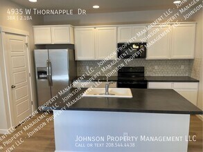 4935 Thornapple Dr in Meridian, ID - Building Photo - Building Photo