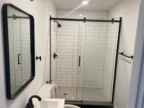 2329 E Thompson St in Philadelphia, PA - Building Photo - Building Photo