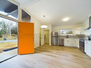 304 Hobson St in High Point, NC - Building Photo - Building Photo